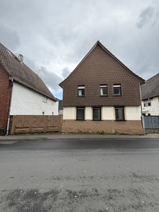 Grundstück mit Baugenehmigung & Sanierungsobjekt in Main Nähe