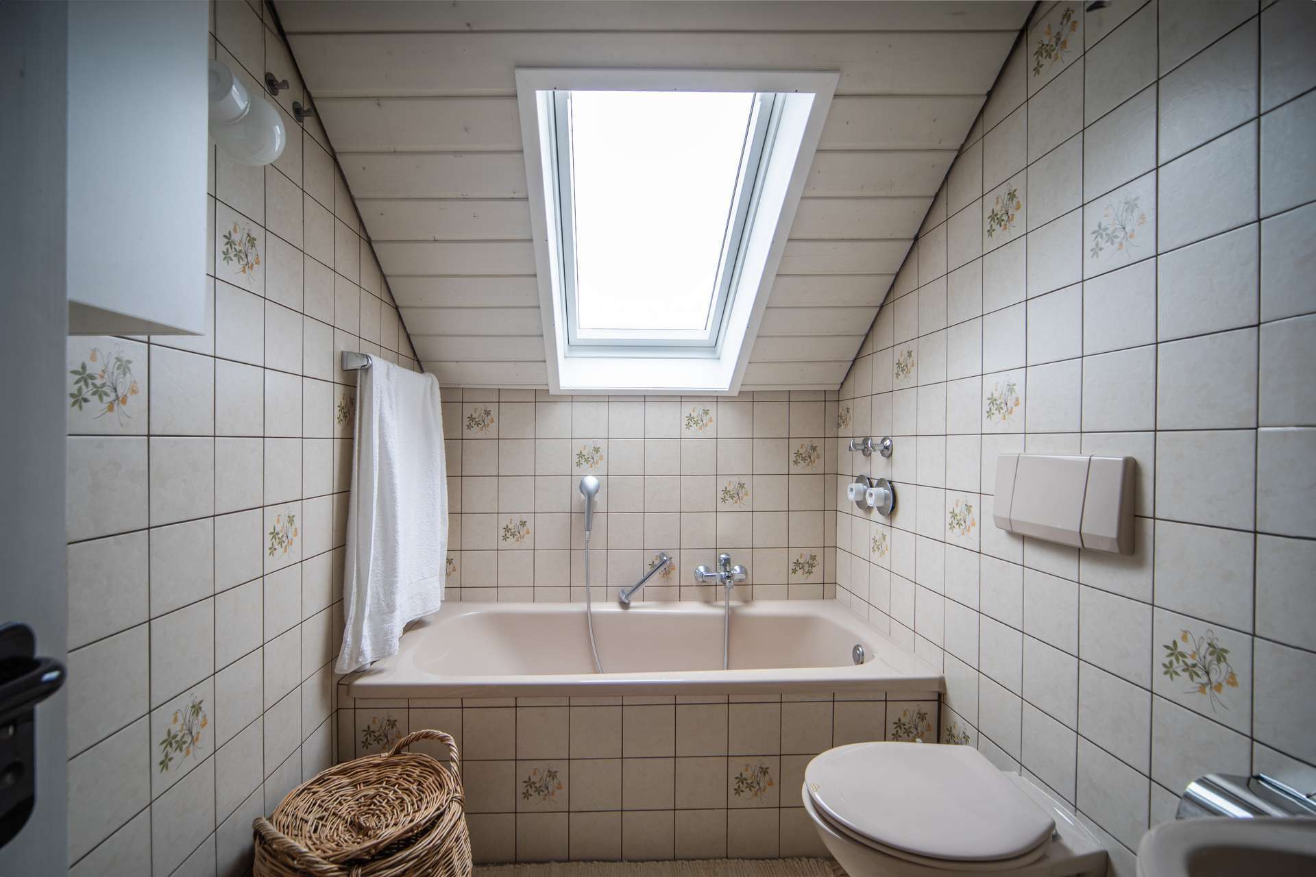 Immobilie in Stegen - Attraktive 2,5 Zimmer Dachgeschoß Wohnung in genialer Lage vor Freiburg - Bild 9