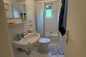 Viel Platz für den Alltag in dieser 5-Zimmer-Wohnung in München mit Tiefgarage  – Allgäuer Straße 106, 81475 Fürstenried-West, München – Vorschaubild 18