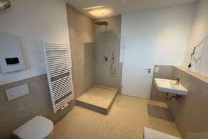 Kernsanierte 5-Zimmer-DG-Wohnung in Düsseldorf-Oberbilk – 40227 Oberbilk, Düsseldorf – Vorschaubild 7