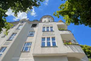 128 m² Gründerzeit-Altbau in bester Friedenauer Kiezlage mit Blick ins Grüne – 12161 Friedenau, Berlin – Vorschaubild 3