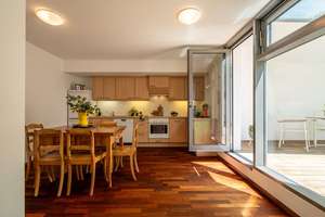 LUXURIÖSES EINFAMILIENHAUS MIT EINLIEGERWOHNUNG, GROßEM GARTEN & POOL IN BAD KROZINGEN – Die vollständige Adresse der Immobilie erhältst du vom Anbieter., 79189 Bad Krozingen – Vorschaubild 58