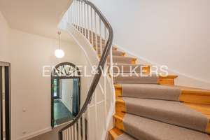 Villa mit Seltenheitswert – und vielen Möglichkeiten. – Die vollständige Adresse der Immobilie erhältst du vom Anbieter., 22301 Winterhude, Hamburg – Vorschaubild 3