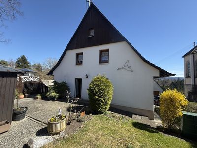 Gemütliches Zuhause mit Kamin und Terrasse