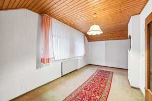 Provisionsfrei – Großes, familienfreundliches Haus mit schönem Garten & Sauna in naturnaher Wohnlage – Roth (Kreis) – Vorschaubild 18