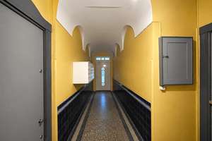 Helle 2-Zi.-Altbauwohnung mit Loggia nahe der Spree – ideal zur Selbstnutzung oder als Kapitalanlage – Die vollständige Adresse der Immobilie erhältst du vom Anbieter., 10553 Moabit, Berlin – Vorschaubild 4