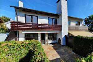 VERKEHRSBERUHIGT IM SCHÖNEN WOHNGEBIET VON AUBING, AUFWENDIG SANIERT, MIT TERRASSEN & BALKON