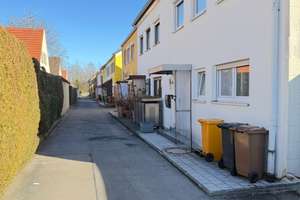 Immo Love Haunstetten- Reiheneckhaus mit 5 ZKB, 150qm Wfl, 237qm Grund! – Weißdornstraße 13, 86179 Haunstetten-Süd, Augsburg – Vorschaubild 23