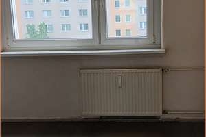 Bezugsfreie 2-Raum Wohnung, 8. Etage mit Weitblick, in der Sewanstraße zu verkaufen – Die vollständige Adresse der Immobilie erhältst du vom Anbieter., 10319 Friedrichsfelde, Berlin – Vorschaubild 4