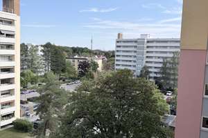  Bezugsfreie 3-Zi.-Investmentchance | Loggia | Aufzug – 80995 Lerchenau-West, München – Vorschaubild 16