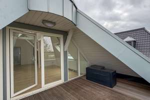 Exklusive Villa an der Cecilienallee – Wohnen und Arbeiten in Düsseldorfs feinster Rheinlage – Die vollständige Adresse der Immobilie erhältst du vom Anbieter., 40474 Golzheim, Düsseldorf – Vorschaubild 52