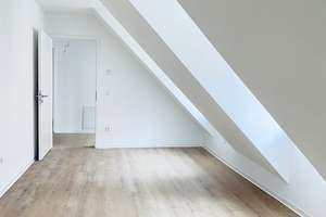 Vier extrem außergewöhnliche Wohnungen in kernsaniertem Fachwerkhaus - Wohnung 4 – Schloßstr. 6, 33104 Schloß Neuhaus, Paderborn – Vorschaubild 18