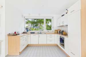 Wohnglück auf zwei Ebenen: Gepflegtes 4-Zimmer-Reihenhaus mit Terrasse in Karlsruhe-Neureut – Die vollständige Adresse der Immobilie erhältst du vom Anbieter., 76149 Neureut, Karlsruhe – Vorschaubild 14
