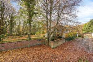 Property thumbnail 25