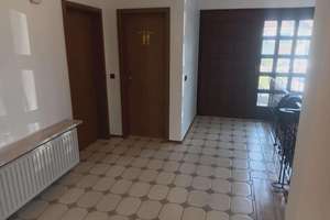 Großzügiger Bungalow in Schwalmtal mit Garten, Pool, Sauna, Kellerbar und 2 Garagen zu vermieten – Die vollständige Adresse der Immobilie erhältst du vom Anbieter., 36318 Schwalmtal – Vorschaubild 5