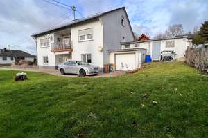 Saniertes Zweifamilienhaus mit großem Grundstück in ruhiger, beliebter Wohnlage! – Die vollständige Adresse der Immobilie erhältst du vom Anbieter., 56424 Bannberscheid – Vorschaubild 1
