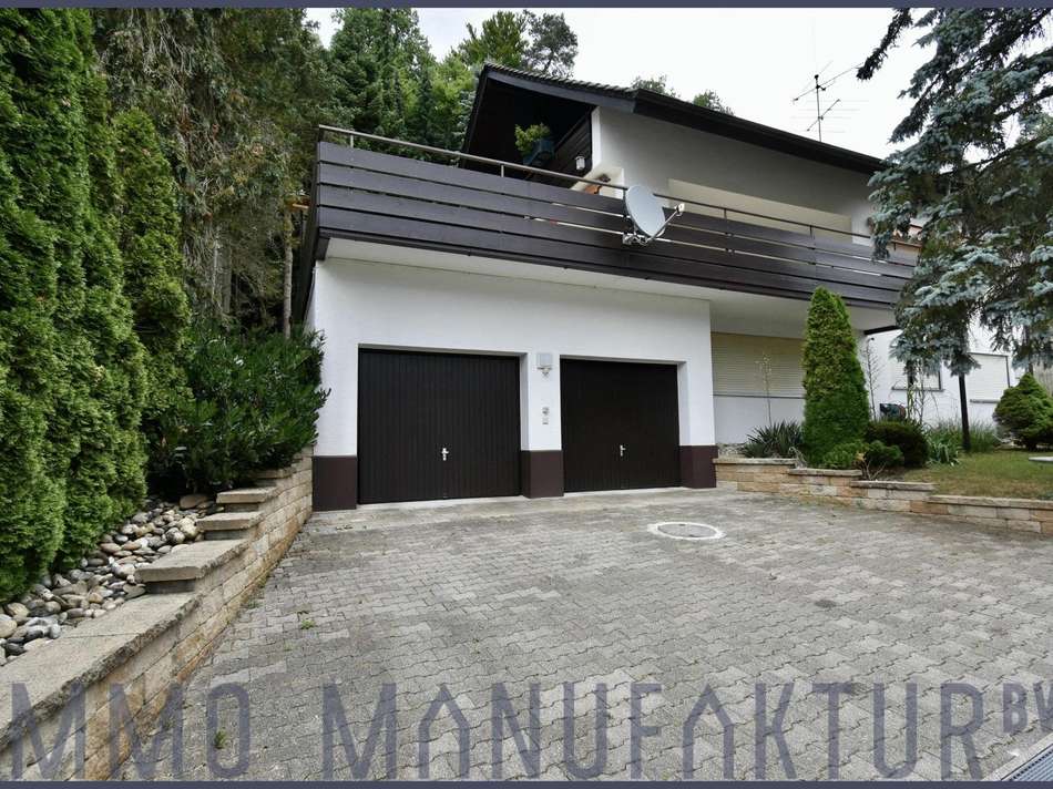 Einfahrt_Doppelgarage