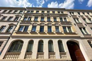 Sanierte Wohnung mit Balkon und Parkett ab 15.05.2026 im Leipziger Westen!!!