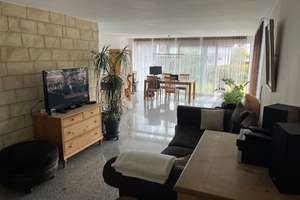 Freundliche 5-Zimmer-Wohnung Einbauküche Garten