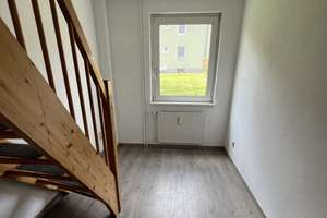 Großzügige 5-Zimmer-Maisonette-Wohnung mit 2 Bädern & viel Potenzial