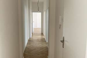 Wohnen mit Charakter: Dachgeschosswohnung in Friedenau – Friedrich-Wilhelm-Platz 15, 12161 Friedenau, Berlin – Vorschaubild 15
