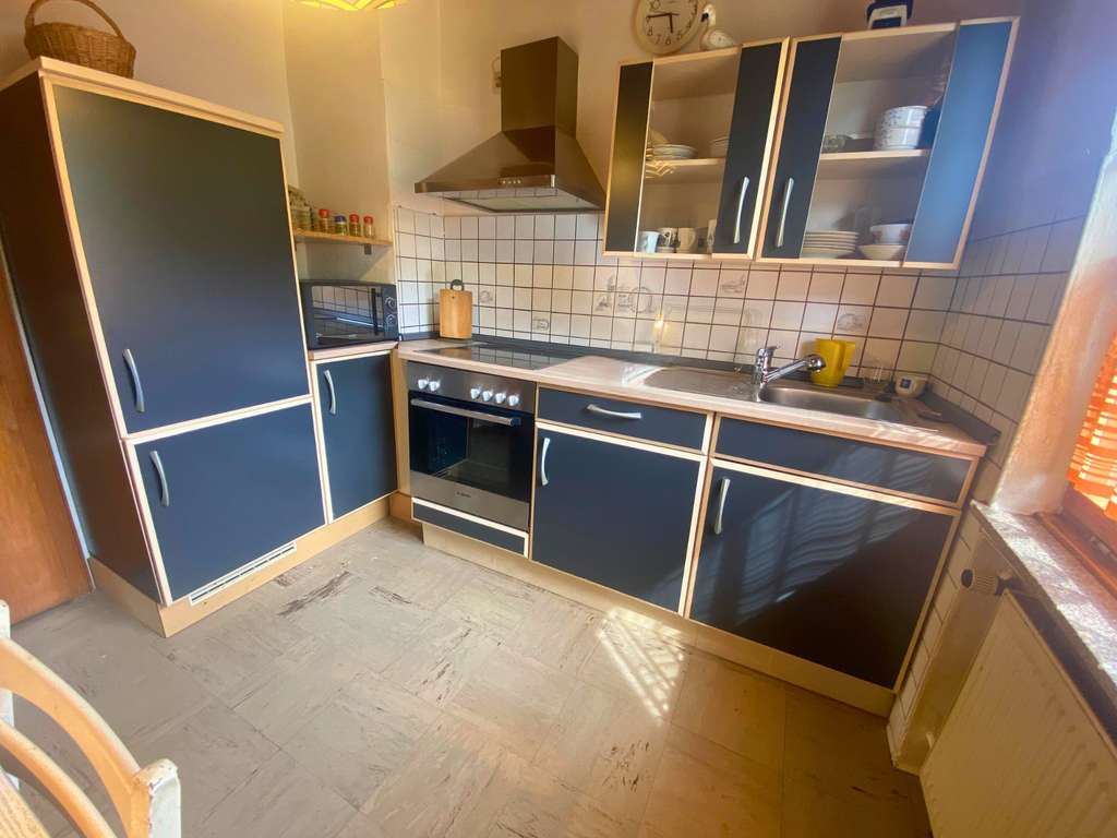 Immobilie in Balve - Balve: Gepflegtes Reihenendhaus mit Garten in Top-Lage - Bild 2