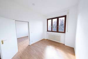 Großzügig geschnittene, 5 Zimmer, K-B-B, Eigentumswohnung, mit PKW- Stellplatz zu verkaufen – Die vollständige Adresse der Immobilie erhältst du vom Anbieter., 69121 Handschuhsheim, Heidelberg – Vorschaubild 12