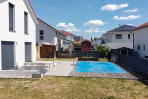 Familienfreundliches Erbpacht-Haus mit Pool – modernes Wohnen zum attraktiven Einstiegspreis – Die vollständige Adresse der Immobilie erhältst du vom Anbieter., 84518 Garching an der Alz – Vorschaubild 4