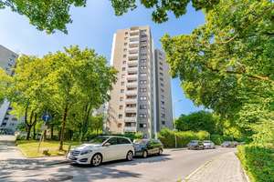 Bezugsfreie 3-Zimmer-Wohnung im 13. Obergeschoss mit zwei Balkonen und Alpenblick – Mauthäuslstraße 39, 81379 Obersendling, München – Vorschaubild 19