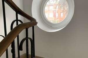  Helle 2 ZKB Wohnung  mit Charme: Hohe Decken, Parkettböden, Garten & Balkon – Sybelstrasse 12, 40239 Düsseltal, Düsseldorf – Vorschaubild 13