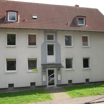 Individuelle 2-Zimmer-Wohnung in ruhiger Lage