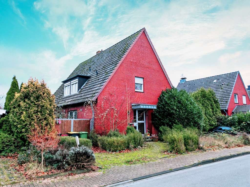 Immobilie in Dülmen - Attraktives Zweifamilienhaus mit Potenzial – Zwangsversteigerung in guter Lage - Bild 1