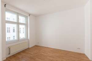 Prenzlauer Berg am Mauerpark – frisch abgeschliffene Dielen, EBK & 2 Zimmer mit Potenzial – Korsörer Strasse 17, 10437 Prenzlauer Berg, Berlin – Vorschaubild 8