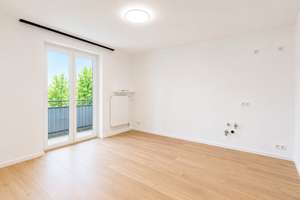 Ruhige Lage Isar / Wettersteinplatz ! Renoviertes Appartement mit Balkon in Untergiesing-Harlaching