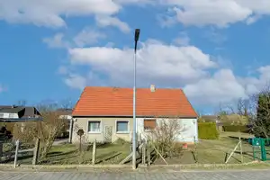 Doppelhaushälfte mit großem Grundstück in Falkensee – Sanierungsobjekt mit Potenzial – Havelland (Kreis) – Vorschaubild 13