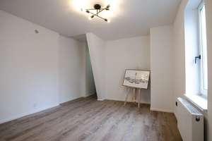 Hübsche 2,5-Zimmer-Wohnung in Stuttgart Bad Cannstatt - Neckarvorstadt – Hallstraße 52, 70376 Neckarvorstadt, Stuttgart – Vorschaubild 5