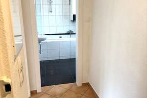 Tolle 2-Zimmer-Wohnung mit Einbauküche im Herzen von Rüttenscheid! – Alfredstr. 1, 45130 Rüttenscheid, Essen – Vorschaubild 2
