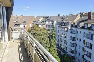 D-Pempelfort: freies 1-Zi.-Ap. mit Balkon, separater Küche, Aufzug, 6. OG
