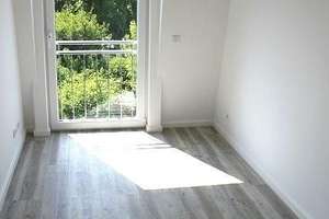 Moderne 4 Zimmerwohnung mit 2 Bädern im Schiffdorfer Damm zu vermieten – Veerenstr. 54, 27574 Schiffdorferdamm, Bremerhaven – Vorschaubild 11