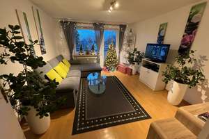 Gepflegte, vermietete 3 Zimmerwohnung mit tollem Ausblick – Die vollständige Adresse der Immobilie erhältst du vom Anbieter., 81827 Waldtrudering, München – Vorschaubild 2