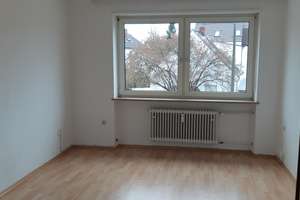 Helle freundliche 4-Zimmer-Wohnung mit 2 Balkone in Augsburg Haunstetten – Poststraße 1, 86179 Haunstetten-Ost, Augsburg – Vorschaubild 4
