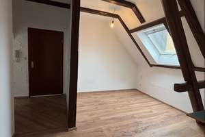 Gemütliche 2-Zimmer-Dachgeschosswohnung in Nürnberg-Eberhardshof – Die vollständige Adresse der Immobilie erhältst du vom Anbieter., 90431 Eberhardshof, Nürnberg – Vorschaubild 6