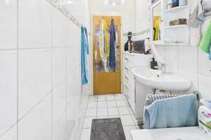 Zweifamilienhaus mit flexibler Raumaufteilung – ideal für Mehrgenerationenwohnen oder Kapitalanleger – Müddersheimer Str. 20, 53919 Euskirchen (Kreis) – Vorschaubild 12