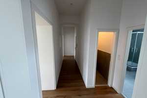 Ab sofort - Schöne Wohnung zentral in Oberbilk, Altbaucharme – Markenstr. 6, 40227 Düsseldorf – Vorschaubild 2