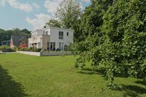 Luxuriöses Villa in Hamburg Lemsahl-Mellingstedt – Die vollständige Adresse der Immobilie erhältst du vom Anbieter., 22397 Lemsahl-Mellingstedt, Hamburg – Vorschaubild 5