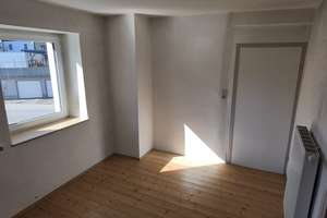 Geräumige 5-Zimmer Doppelhaushälfte mit Garage in Haigerloch – Die vollständige Adresse der Immobilie erhältst du vom Anbieter., 72401 Haigerloch – Vorschaubild 15