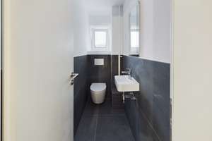 Sanierte 3-Zimmer-Wohnung mit Westbalkon, Weitblick & TG-Stellplatz – vermietete Kapitalanlage – Die vollständige Adresse der Immobilie erhältst du vom Anbieter., 81243 Aubing-Süd, München – Vorschaubild 8