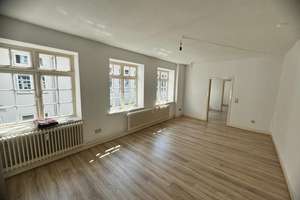 Helle 3-Zimmer-Altstadtwohnung mit Einbauküche