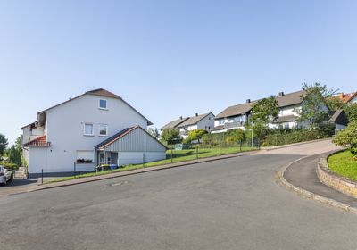 Moderne 4-Zimmer- EG Wohnung mit Terrasse und Garten in ruhiger Lage von Körle