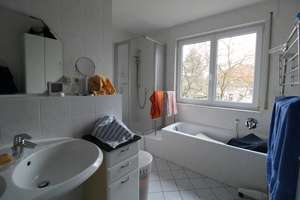 Attraktive Kapitalanlage: Gut geschnittene 3-Zimmer-Wohnung mit Wintergarten – Güntherstrasse 7, 10318 Karlshorst, Berlin – Vorschaubild 4